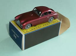 Matchbox Lesney 1:75 no.53 Aston Martin DB2-4 in Box - Excellent Rare Maroon