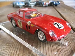 MONOGRAM FERRAR 1/32 RUSSKIT motor & BALL BEARINGS slot car. Another real gem !