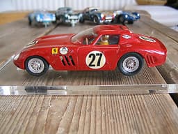MONOGRAM FERRAR 1/32 RUSSKIT motor & BALL BEARINGS slot car. Another real gem !