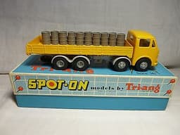 Spot On AEC 110 / 3D Mammoth flat float + sides with oil drum load A.E.C. Triang