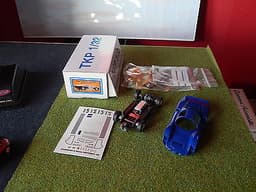 TKP PORSCHE CARRERA 6 - PAINTED RESIN BODY KIT Inc. CHASSIS & MOTOR 1/32 SLOTCAR