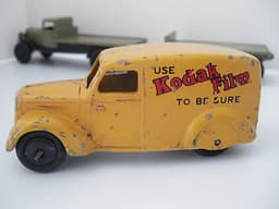 VINTAGE DINKY TOY DELIVERY VAN \'KODAK\' 28G