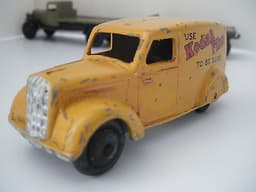 VINTAGE DINKY TOY DELIVERY VAN \'KODAK\' 28G