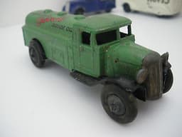 VINTAGE DINKY TOY PETROL TANKER \'CASTROL\'