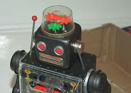 VINTAGE SH HORIKAWA JAPAN FIGHTING ROBOT GEAR MODEL SPACE FIGURE METAL TOY