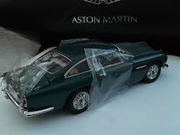1964 Aston Martin DB5 Danbury Mint Aegean Blue with Display Case & Letters