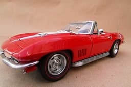 1967 CHEVROLET CORVETTE CONVERTIBLE DANBURY MINT DIECAST 1:24 BOXED CERT