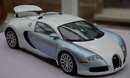 Autoart 1/12 BUGATTI VEYRON 16.4 seriel number 0572 Blue and White