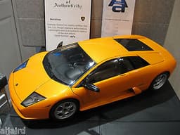 AUTOART 1:12 LAMBORGHINI MURCIELAGO METALLIC ORANGE (12072)