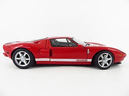 AUTOart 73021 FORD GT RED WITH WHITE STRIPE GT40 1:18