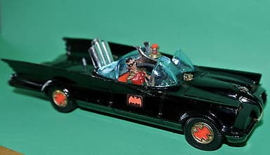 Batman-Corgi 267 Batmobile 1960\'s with box, red wheels, black gloss.