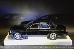 BENTLEY ARNAGE R 2002 MINICHAMPS SCALE 1:18 NEW IN BOX BLACK - BARGAIN! WOW!