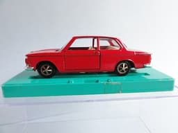BMW 2002 Red ~ 1/43 Marklin