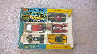 CORGI TOYS GS37 LOTUS RACING TEAM ORIGINAL BOXED