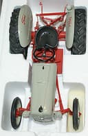 Danbury Mint 1952 Ford 8N Farm Tractor 1:16 Scale Die Cast MIB