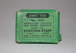 DINKY HORNBY DUBLO STATION FIGURES No 1001 (x6)