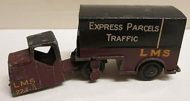 Dinky Toys, pre-war 33ra Mechanical Horse L.M.S. rare
