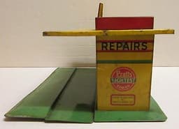 Dinky Toys, pre-war, 48, Filling and Service Station rare