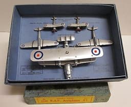 Dinky Toys, pre-war Gift Set 61 R.A.F. Aeroplanes