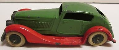 French Dinky Toys, pre-war 24e Aerodynamic Saloon Car (Rover)