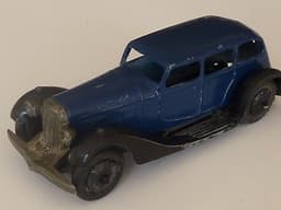 Pre war French Dinky 24b limousine. \'Dunlop\' tyres.