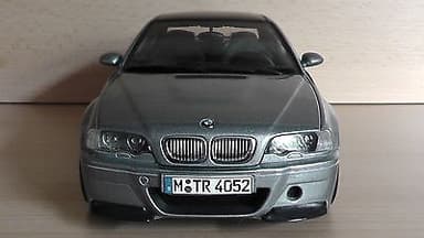 **RARE** AUTOART BMW M3 CSL E46 1:18 SCALE MODEL CAR