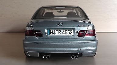 **RARE** AUTOART BMW M3 CSL E46 1:18 SCALE MODEL CAR