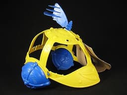 RARE VINTAGE SPACE SCOUT MISSILE HELMET ROBOT RENWAL with ORIGINAL HEADER CARD