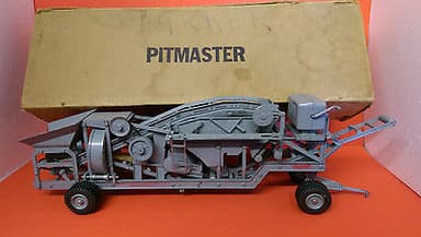 Reuhl Pitmaster Concrete Crusher Iowa Manufacturing Co. Cedar Rapids Sales Model