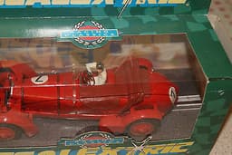 SCALEXTRIC ALPHA ROMEO C241 RACING CLASSIC