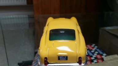 Scalextric ferrari berlinetta yellow superb condition