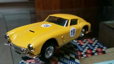 Scalextric ferrari berlinetta yellow superb condition