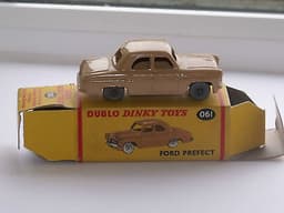 Superb Dublo Dinky 061 Ford Prefect In Mint Original Box