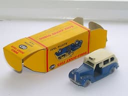 Superb Dublo Dinky 067 Austin Taxi In Original Box