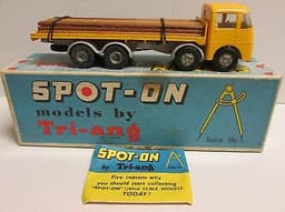 Triang Spot-On, 109/2P E.R.F. 68g with Wood Plank Load rare