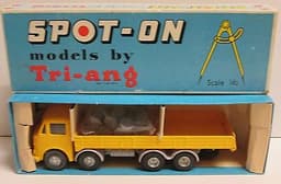 Triang Spot-On, 110/3d A.E.C. with Oil Drum Load rare