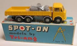 Triang Spot-On, 110/3d A.E.C. with Oil Drum Load rare