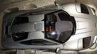 1/18 Autoart McLaren F1 Road Car Magnesium Silver 1994 Mclaren F 1 SOLD OUT