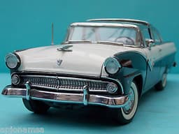 1:24 DANBURY MINT 1955 FORD FAIRLANE CROWN VICTORIA COUPE WHITE LHD MODEL CAR!!!