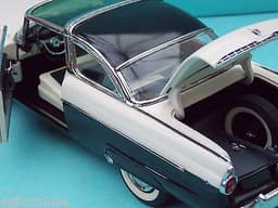 1:24 DANBURY MINT 1955 FORD FAIRLANE CROWN VICTORIA COUPE WHITE LHD MODEL CAR!!!