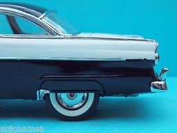 1:24 DANBURY MINT 1955 FORD FAIRLANE CROWN VICTORIA COUPE WHITE LHD MODEL CAR!!!