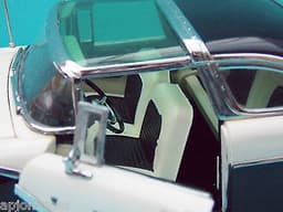 1:24 DANBURY MINT 1955 FORD FAIRLANE CROWN VICTORIA COUPE WHITE LHD MODEL CAR!!!