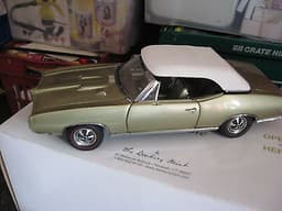 1968 DIECAST PONTIAC GTO CONVERTIBLE .BY DANBURY MINT .COMES WITH CERTIFICATE