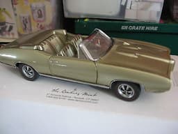1968 DIECAST PONTIAC GTO CONVERTIBLE .BY DANBURY MINT .COMES WITH CERTIFICATE
