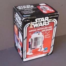 1977 vintage "STAR WARS R2-D2 AM Radio" MIB NEVER REMOVED ~ EXCELLENT cond. RARE
