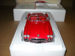 AUTOART 1:18 1959 CHEVROLET CORVETTE ROADSTER RED BNMIB SOLD OUT MEGA RARE