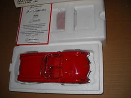 AUTOART 1:18 1959 CHEVROLET CORVETTE ROADSTER RED BNMIB SOLD OUT MEGA RARE