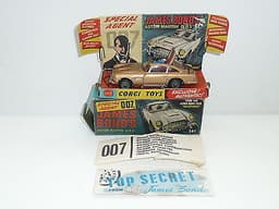 Corgi 261 James Bond Aston Martin DB5 Boxed *accessories*