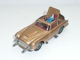 Corgi 261 James Bond Aston Martin DB5 Boxed *accessories*