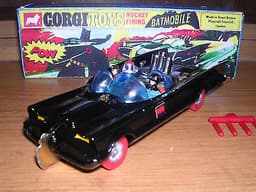 CORGI 267 \'RED WHEEL\' WHIZZWHEELS BATMOBILE & BOX - MAGNIFICENT!